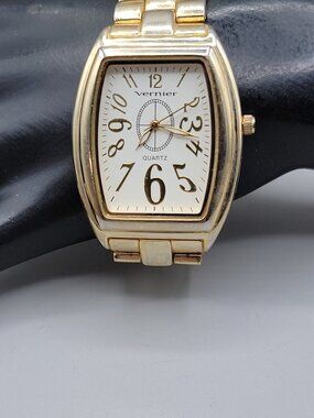 Vernier Gold Classic Tonneau Ladies Quartz Watch 7.5" 36mm Gold Tone VNR2070GS